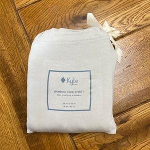 NWOT NIB Oat Kyte Baby Crib Sheet